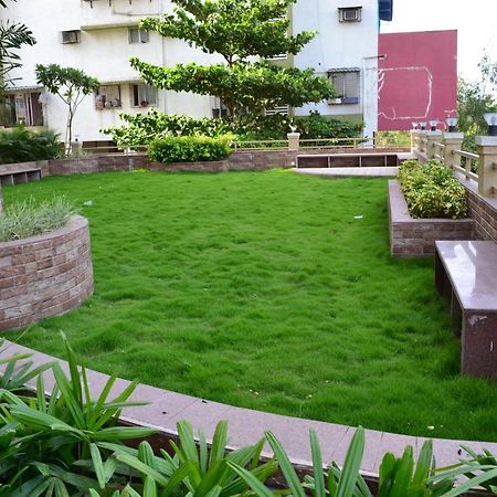 Covie Kharghar 200 Vandrarhem Navi Mumbai Exteriör bild