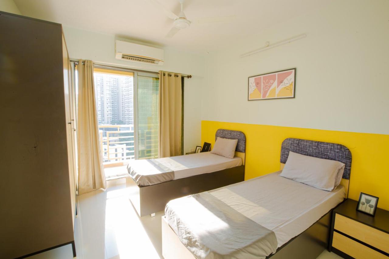 Covie Kharghar 200 Vandrarhem Navi Mumbai Exteriör bild